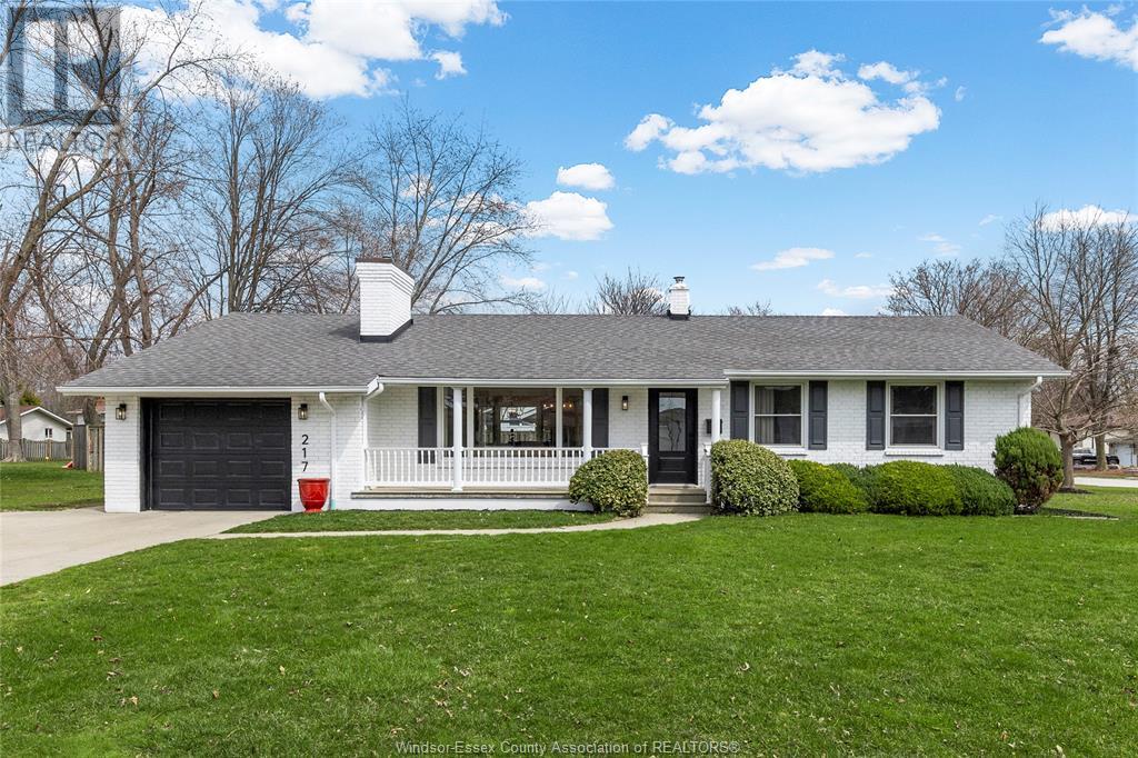 Property at 217 WESTLAWN image 2