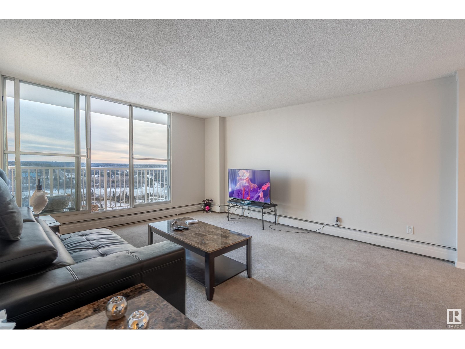 #1007 12121 Jasper Av Nw, Edmonton, Alberta  T5N 3X7 - Photo 1 - E4431213