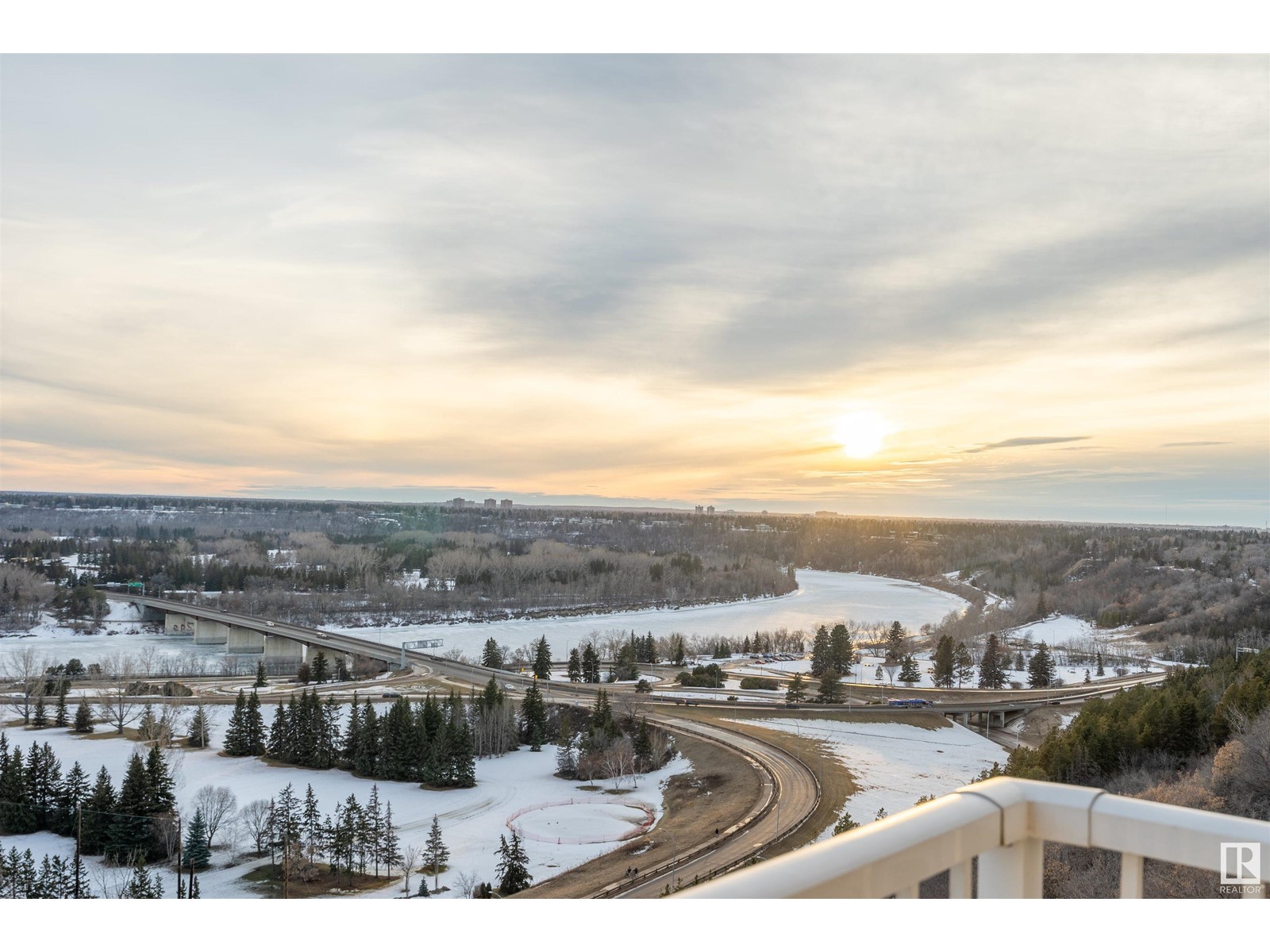 #1007 12121 Jasper Av Nw, Edmonton, Alberta  T5N 3X7 - Photo 4 - E4431213