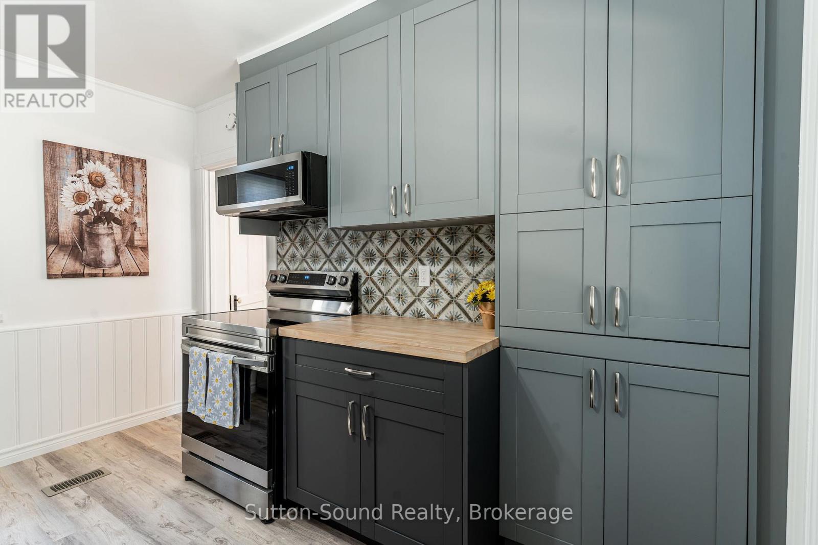 764 3rd 'a' Avenue W, Owen Sound, Ontario  N4K 4P3 - Photo 11 - X12085442