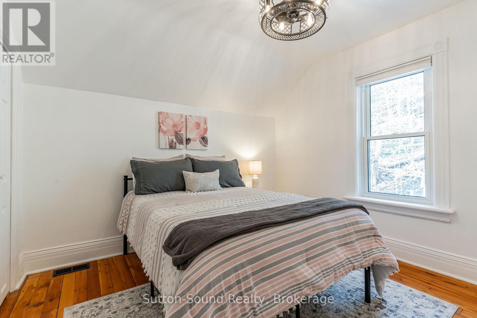 764 3rd 'a' Avenue W, Owen Sound, Ontario  N4K 4P3 - Photo 17 - X12085442