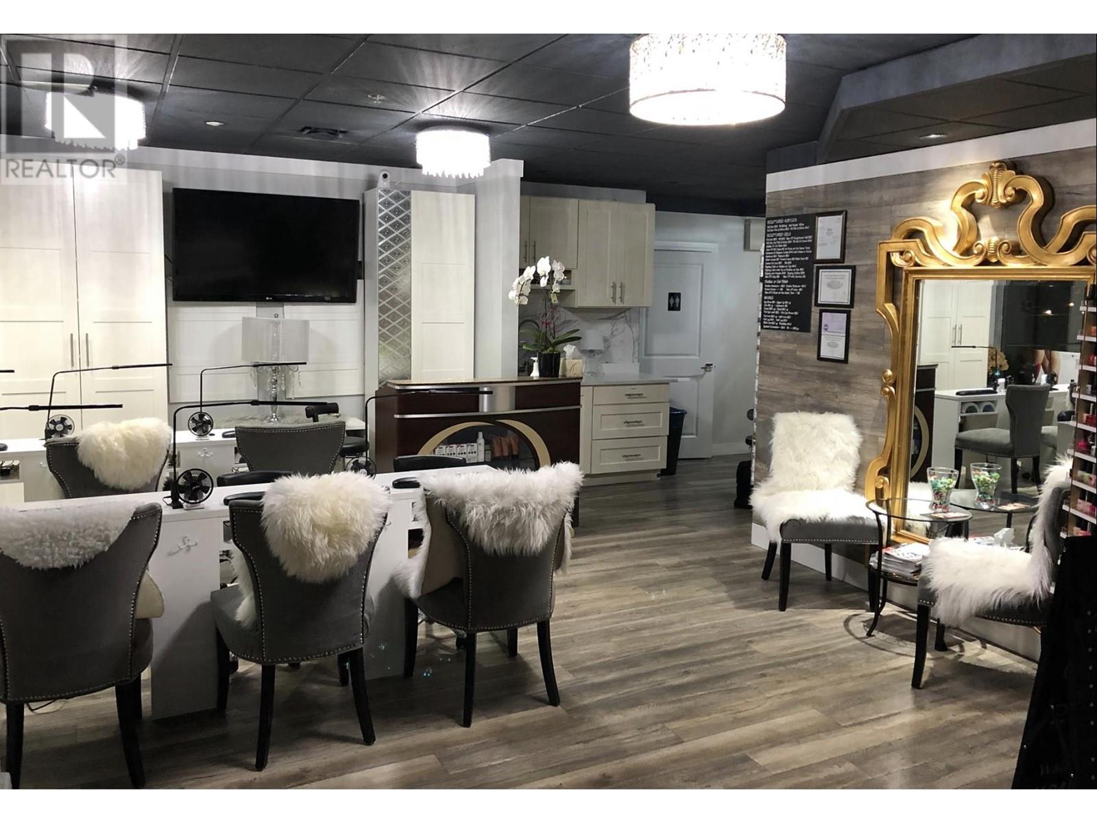 10918 W CONFIDENTIAL, Vancouver, British Columbia