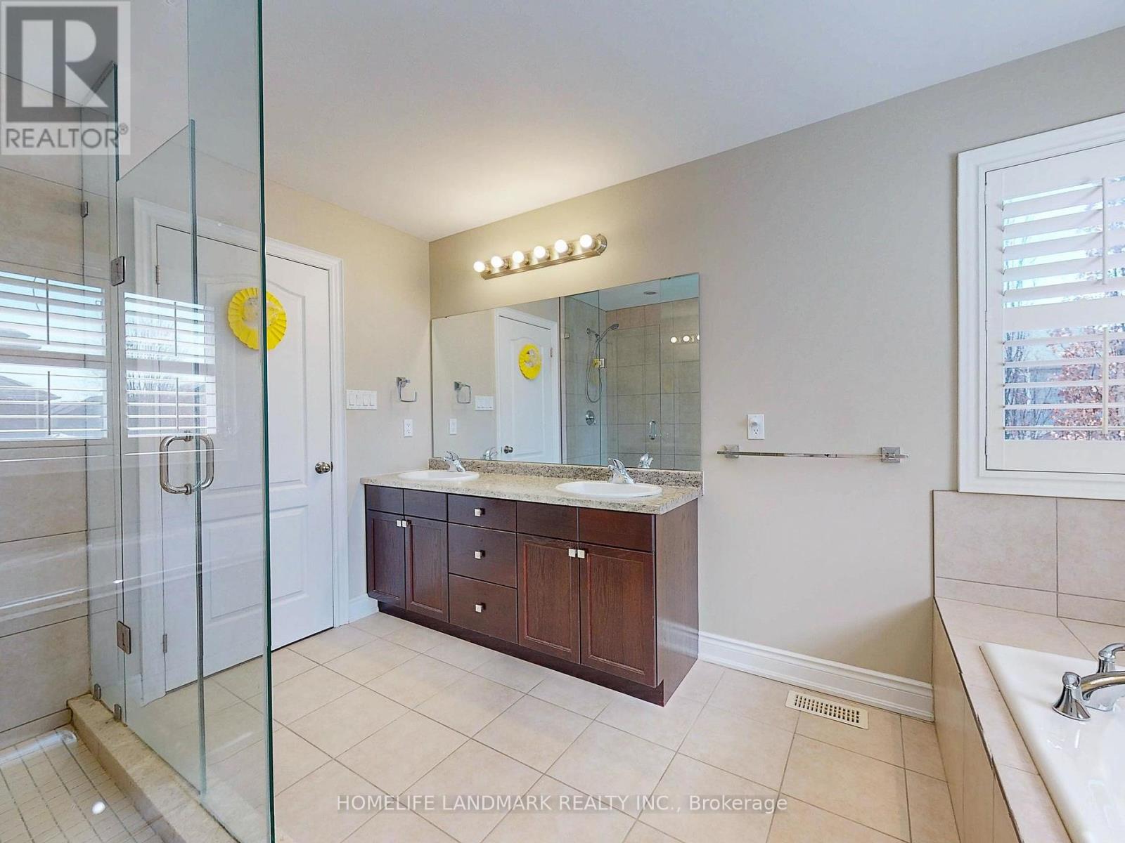 73 Graihawk Drive, Barrie, Ontario  L4N 6G7 - Photo 24 - S12087665