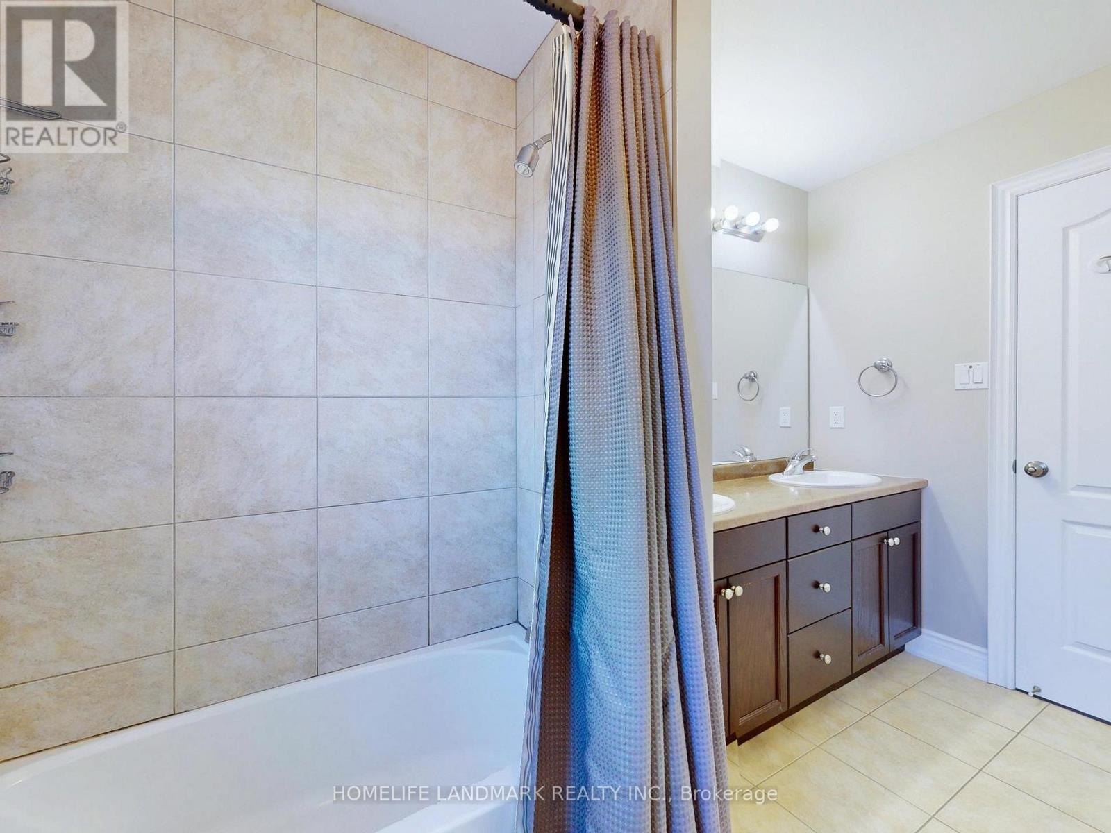 73 Graihawk Drive, Barrie, Ontario  L4N 6G7 - Photo 28 - S12087665