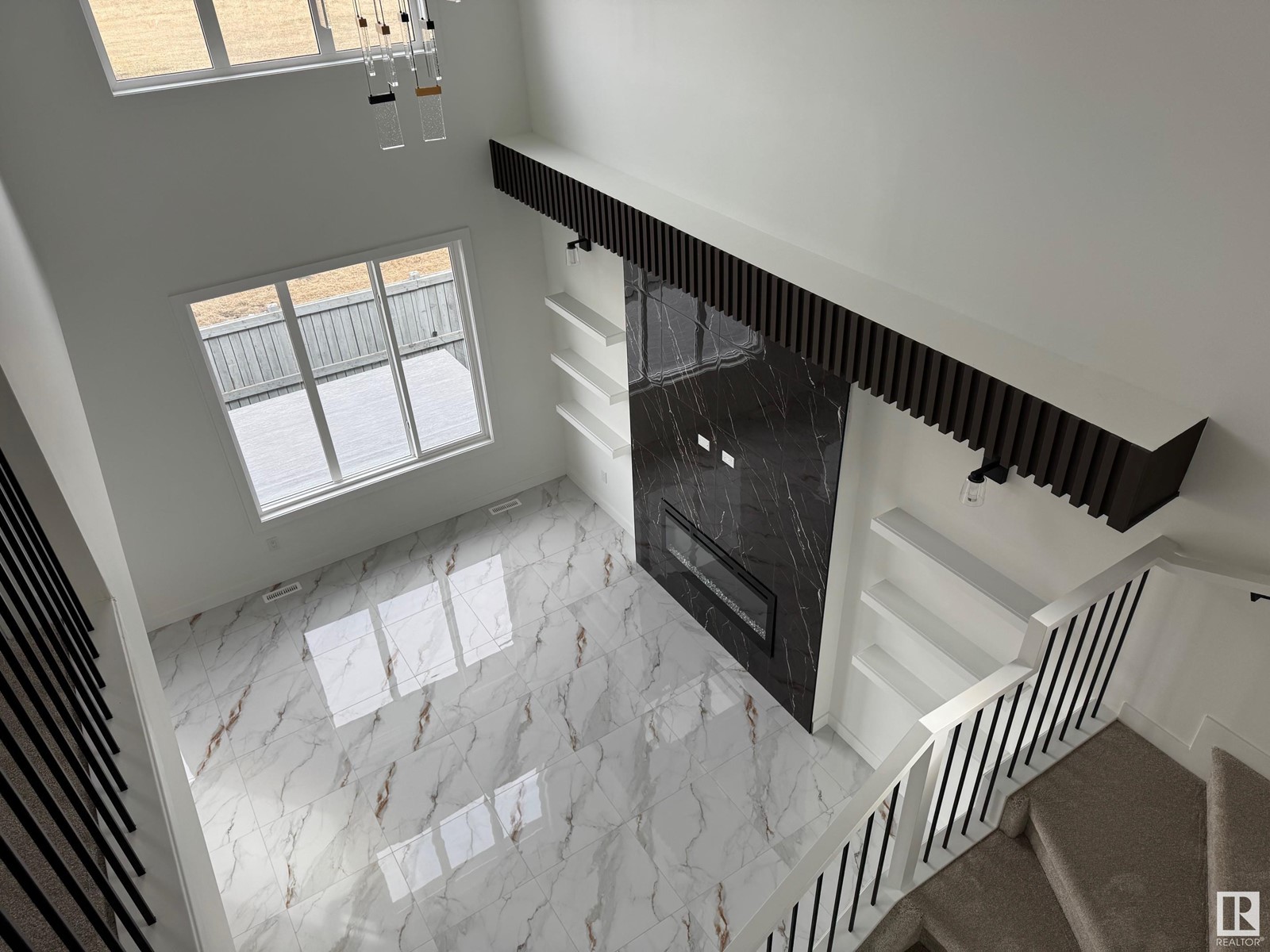 Property at 9232 183 AV NW image 3