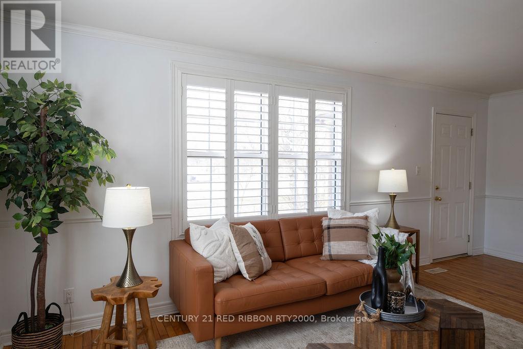 Photo 13 of 40 for 79 Egerton Street