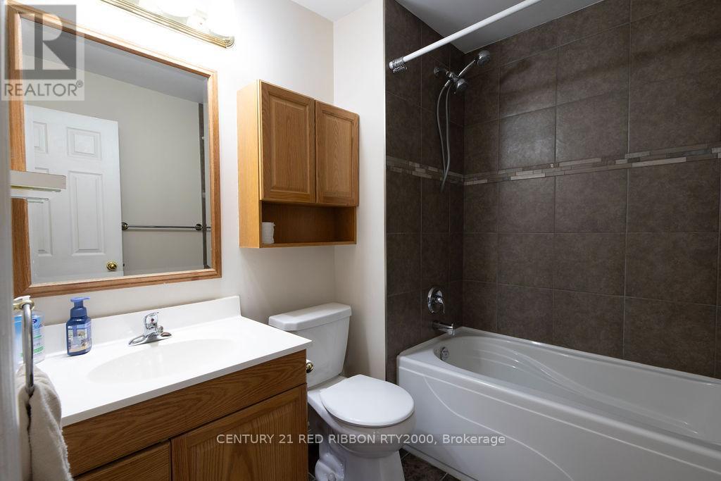 Photo 22 of 40 for 79 Egerton Street