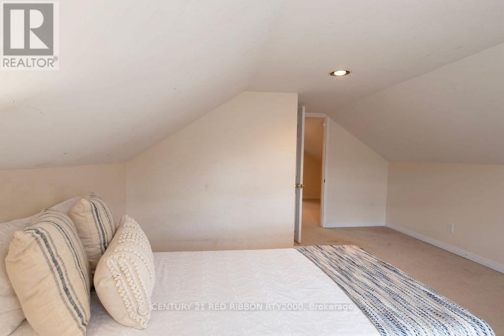Photo 33 of 40 for 79 Egerton Street