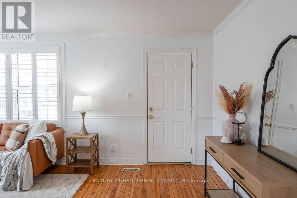 Photo 9 of 40 for 79 Egerton Street