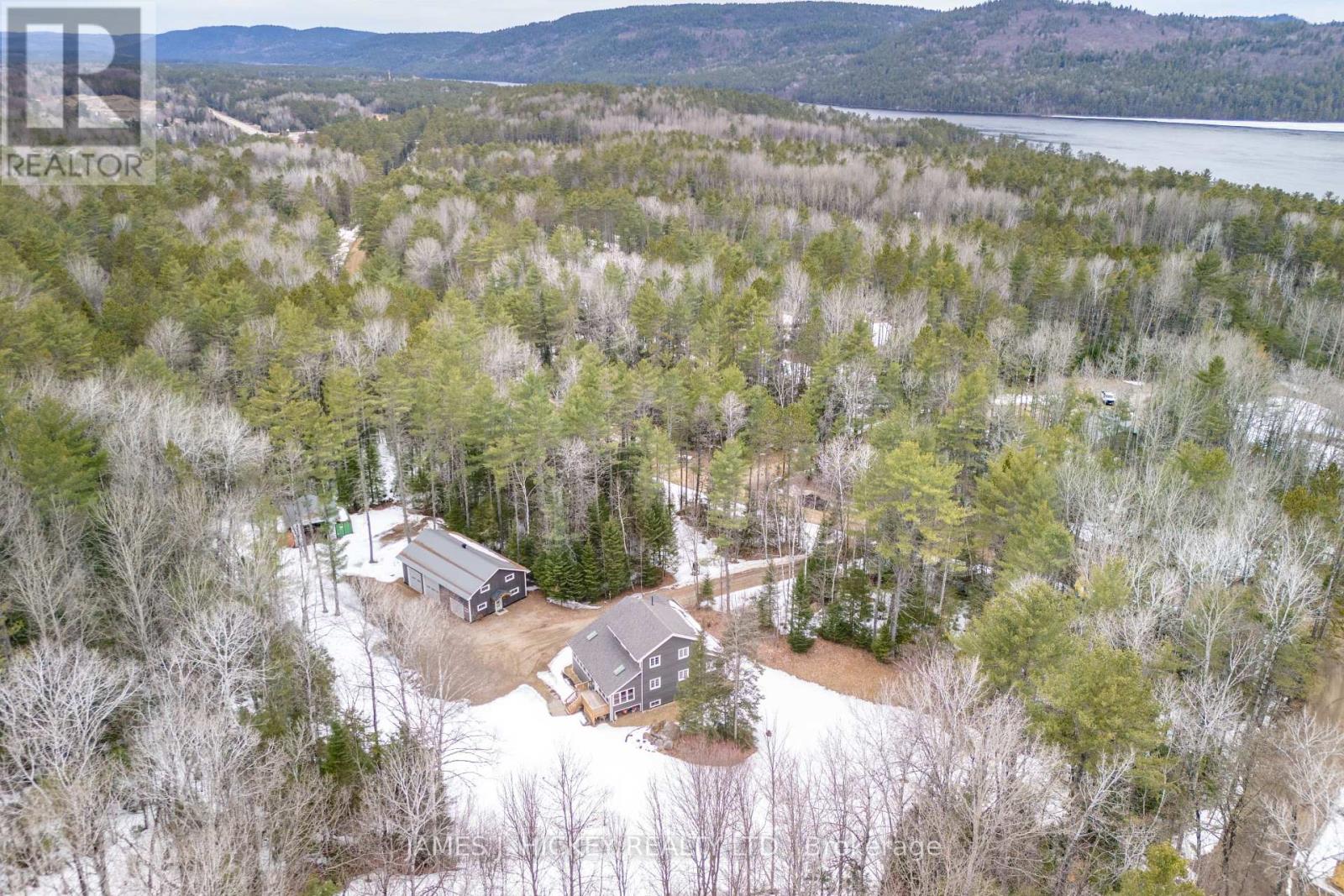 313 Meilleur's Road, Laurentian Hills, Ontario  K0J 1P0 - Photo 48 - X12087685