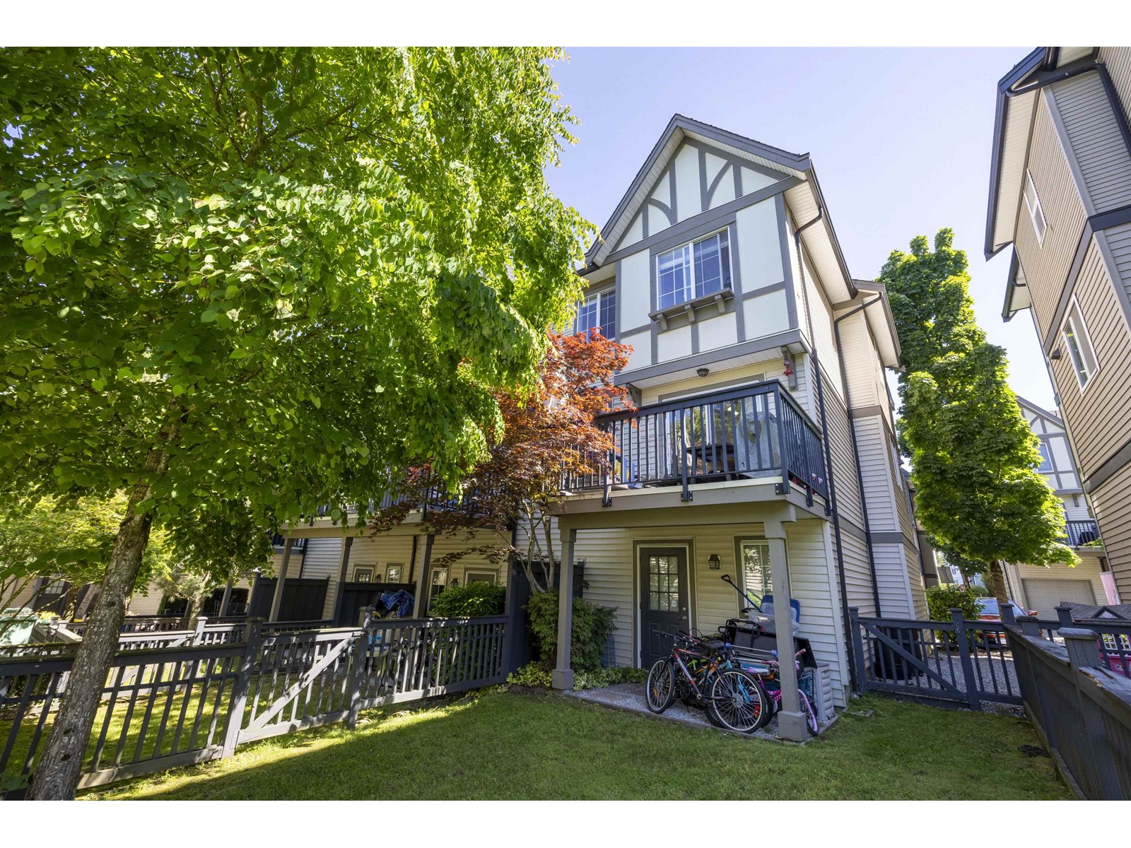 Property at 26 8385 DELSOM WAY image 4