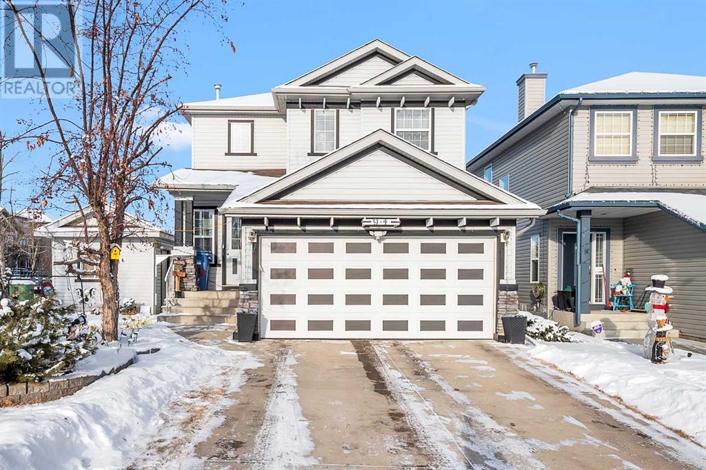 Property at 94 Everridge Court SW image 1