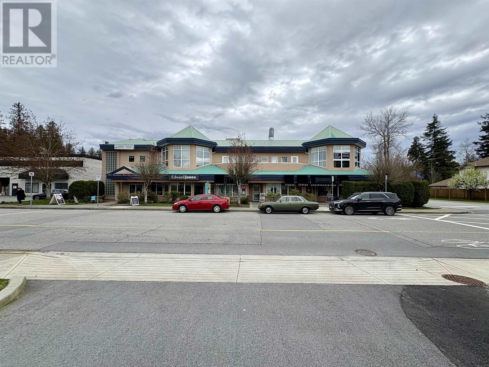 203 19237 122A AVENUE, pitt meadows, British Columbia V3Y2E9