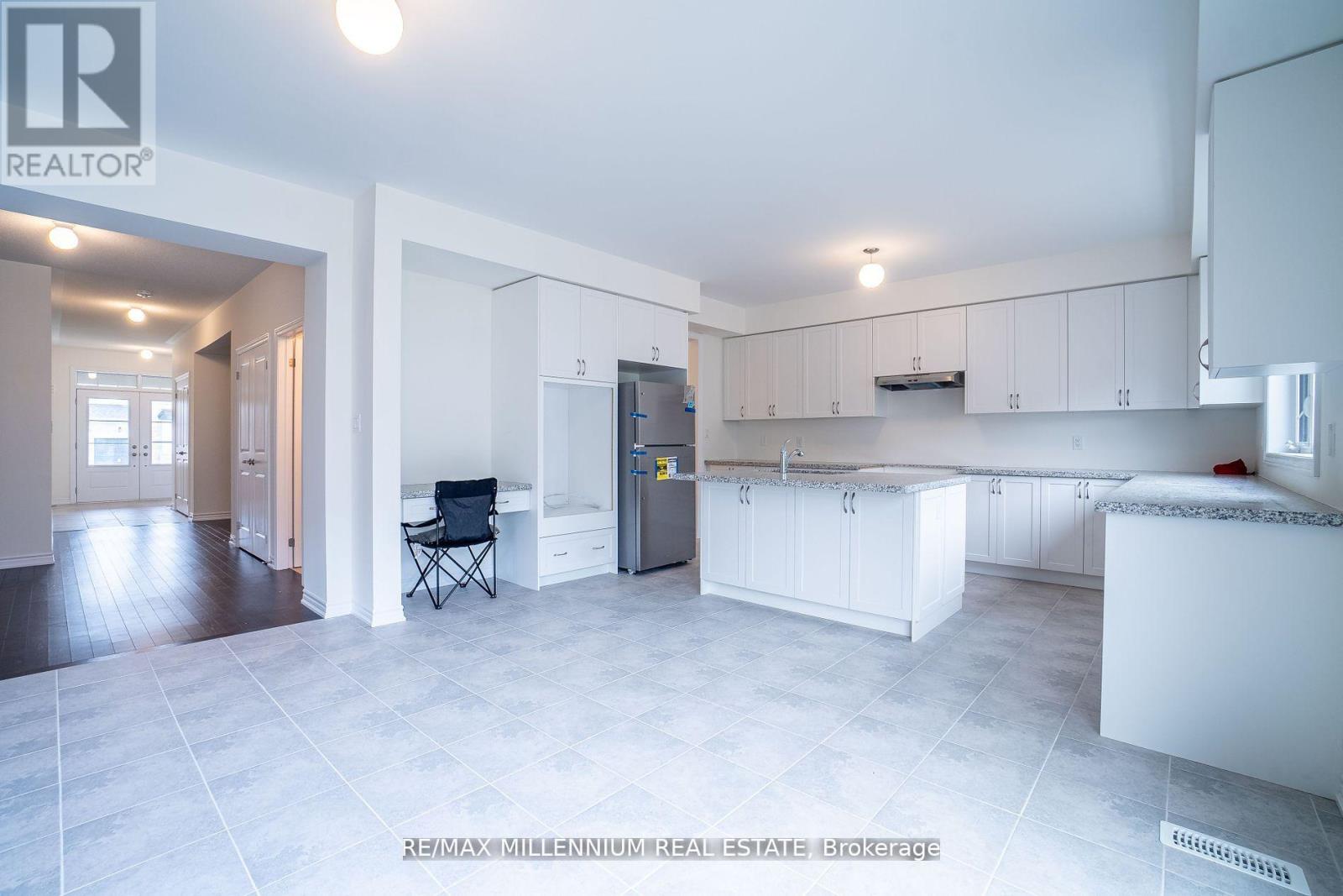 1640 Corsal Court, Innisfil, Ontario  L9S 0P8 - Photo 13 - N12087728