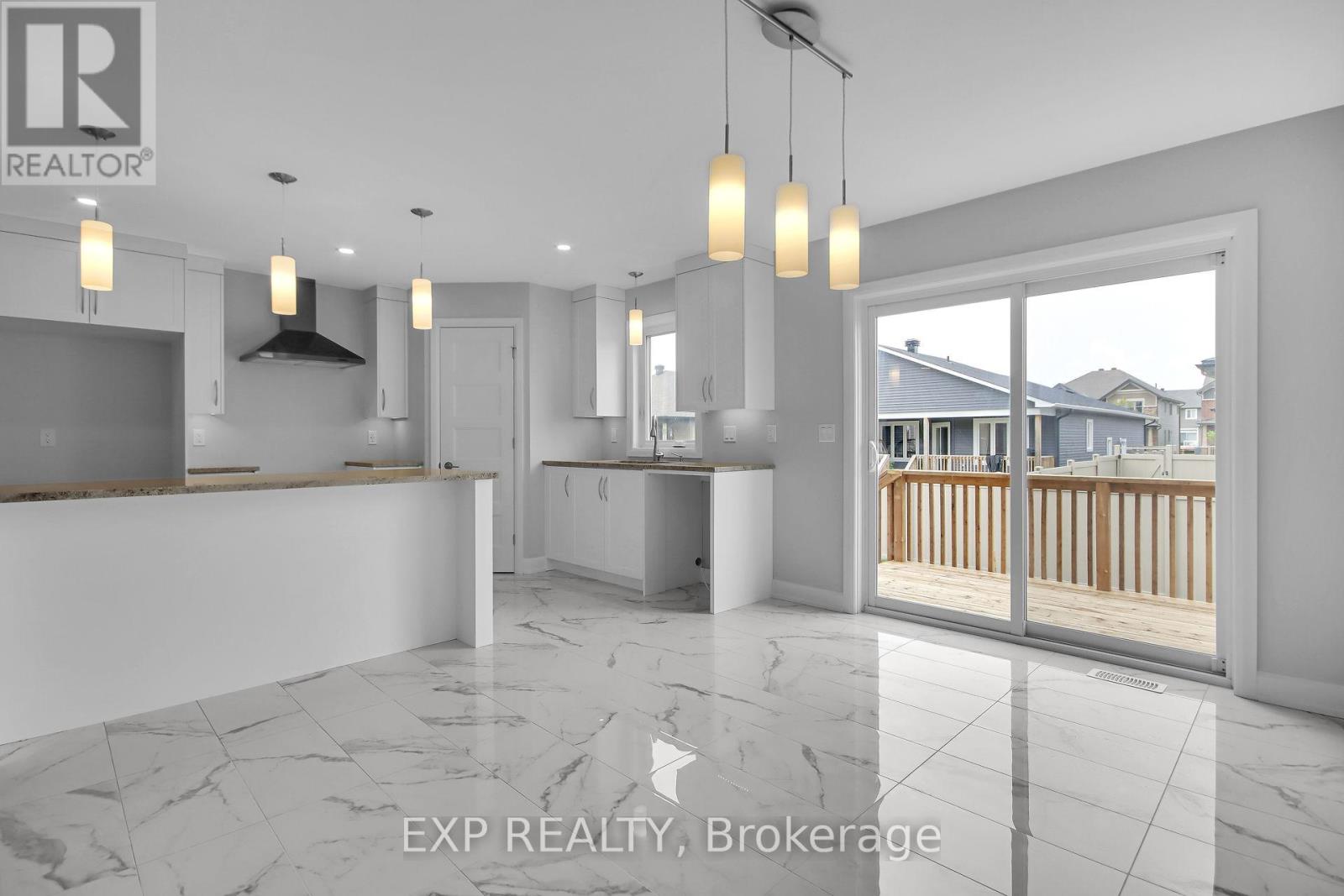 Property at 647 PARKVIEW TERRACE image 4