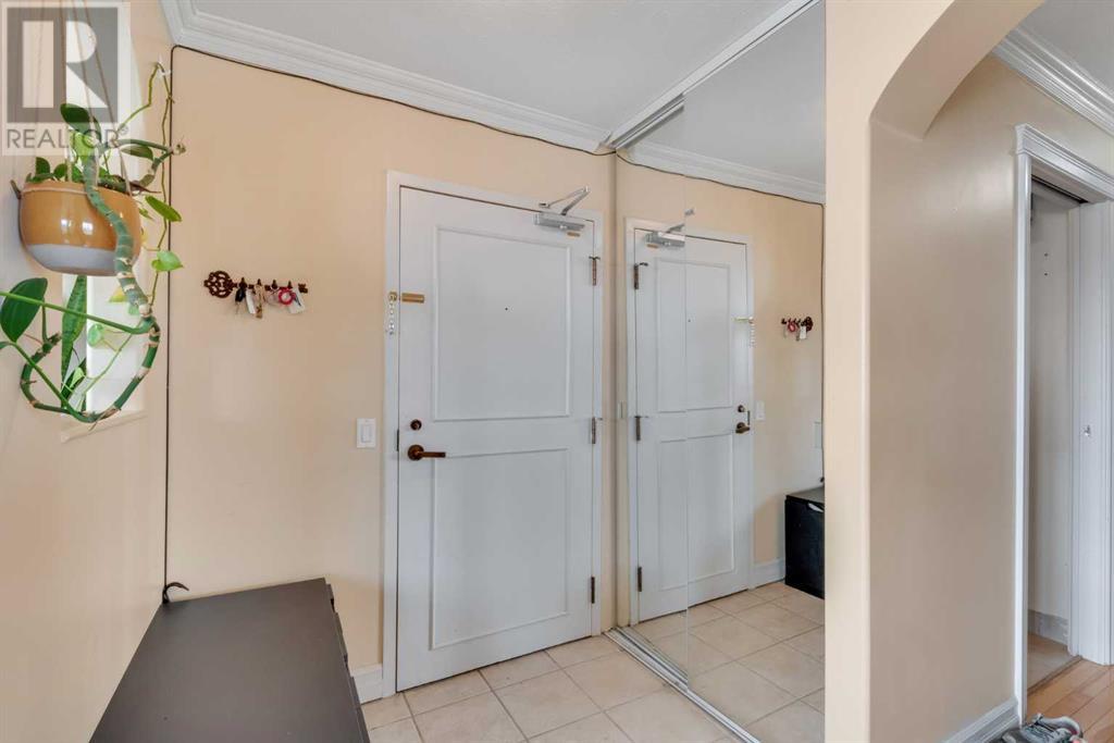 407, 145 Point Drive Nw, Calgary, Alberta  T3B 4W1 - Photo 5 - A2209641