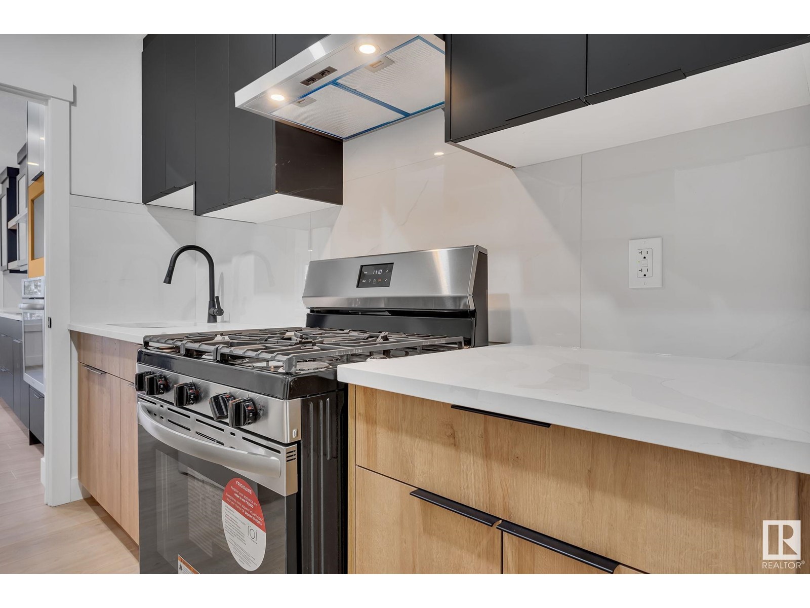 Property at 1133 GYRFALCON CR NW image 1