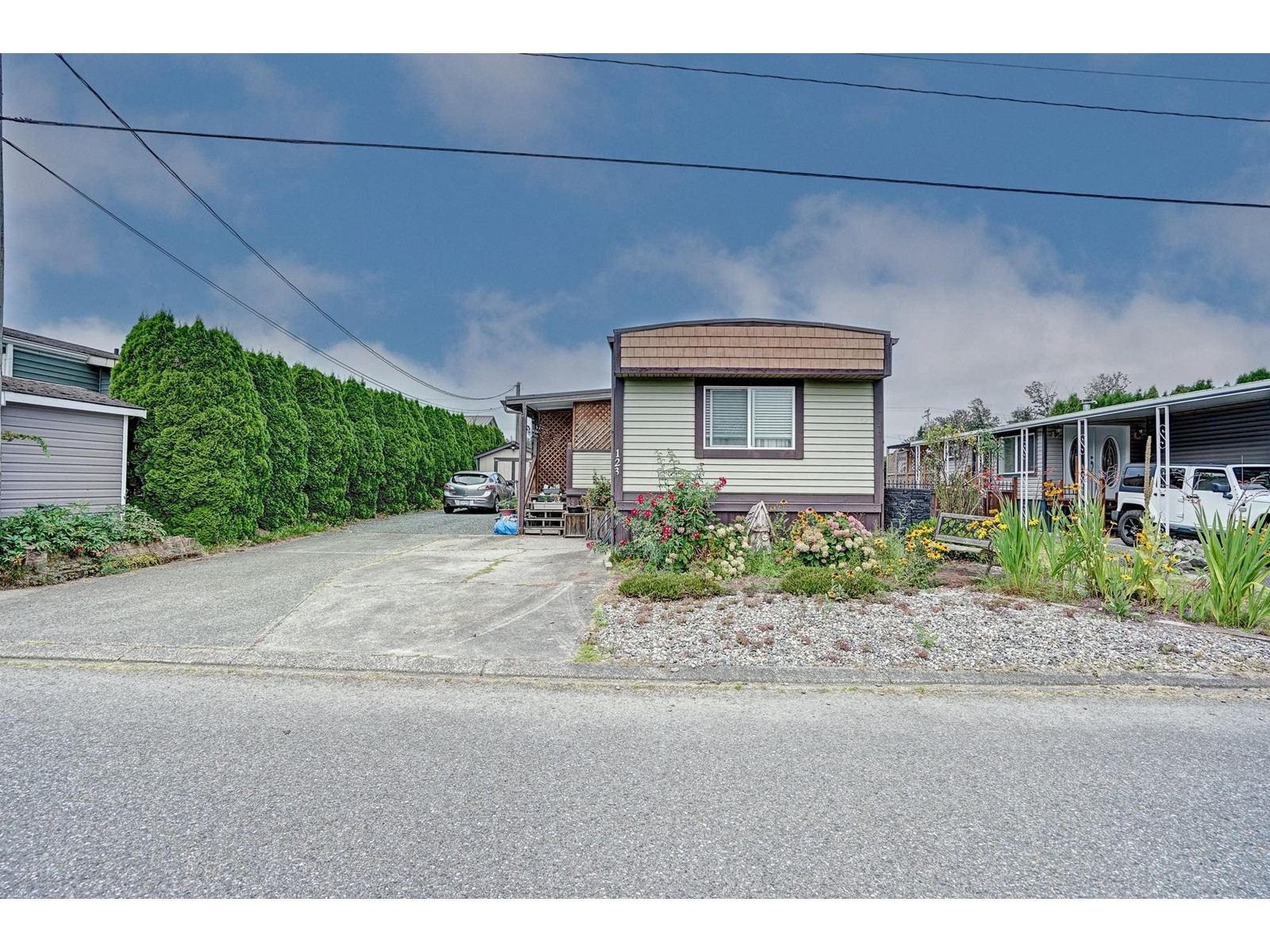 Property at 123 6338 VEDDER ROAD image 1