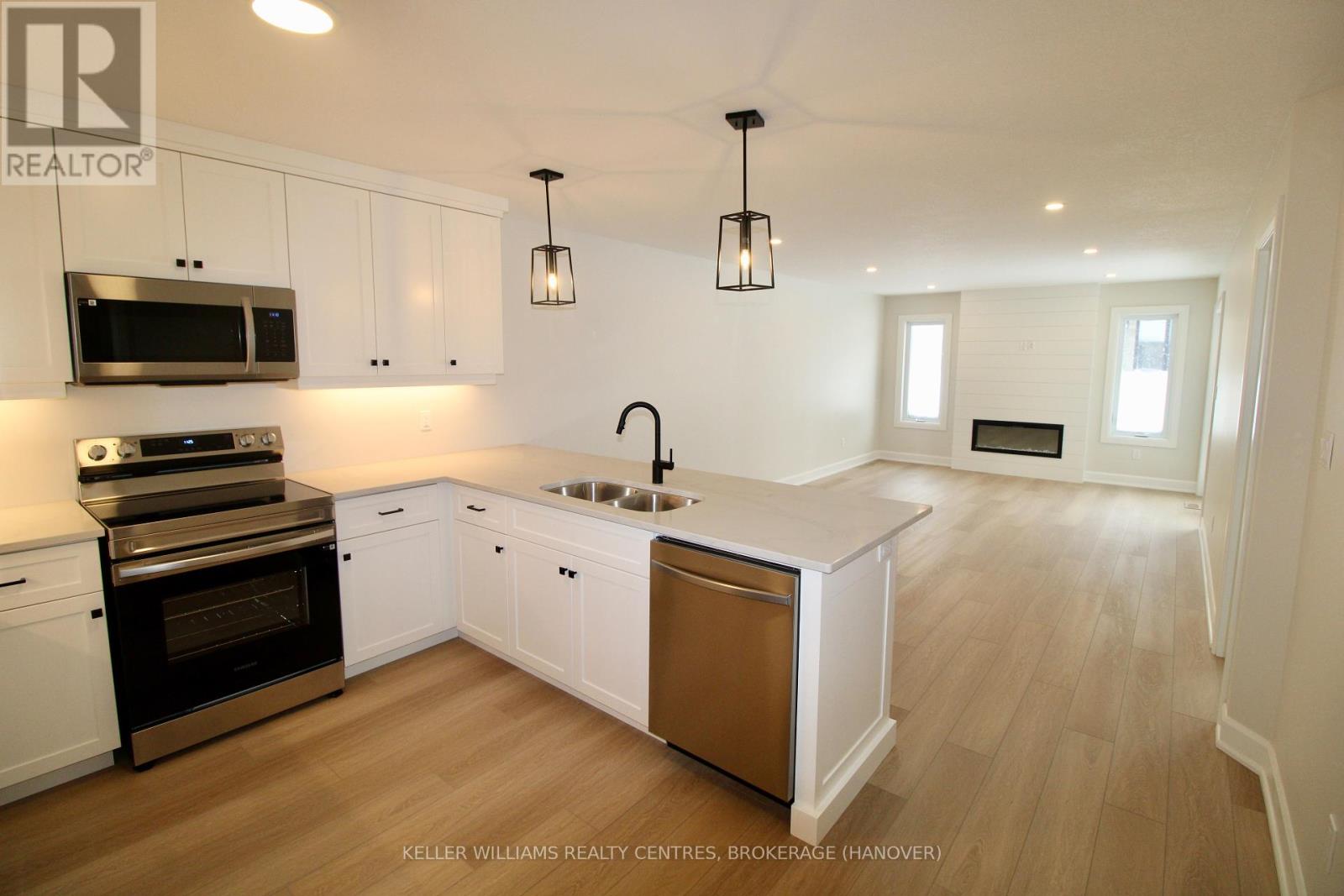 813 22nd Avenue A, Hanover, Ontario  N4N 0C5 - Photo 12 - X10846350