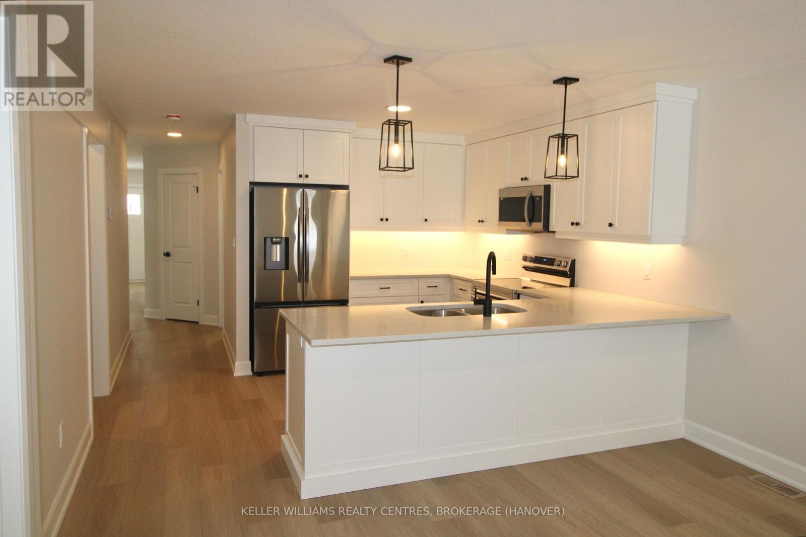 813 22nd Avenue A, Hanover, Ontario  N4N 0C5 - Photo 9 - X10846350
