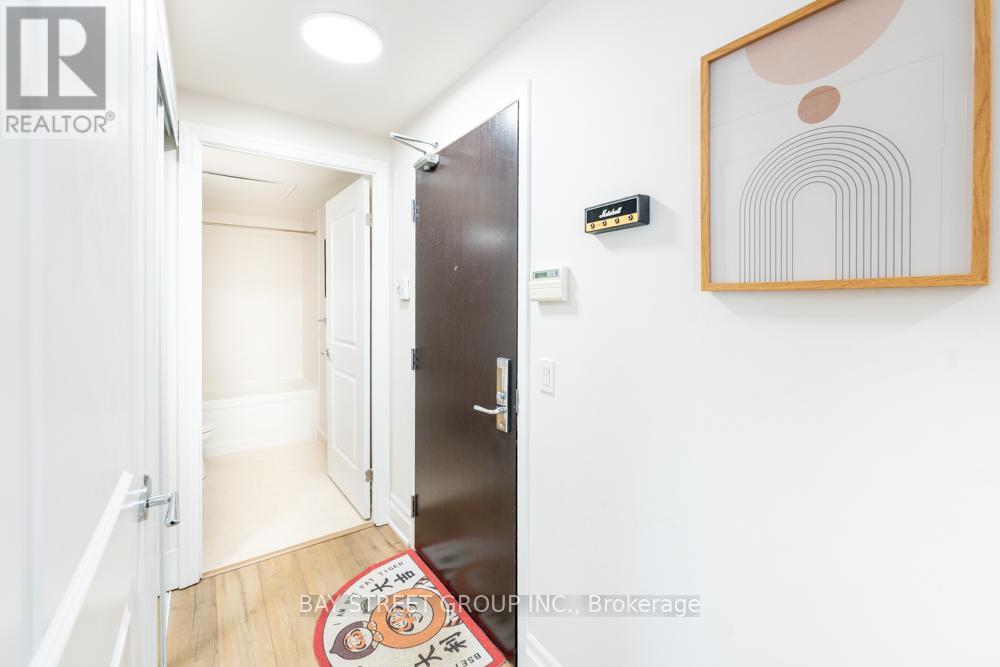 216 - 151 Upper Duke Crescent, Markham, Ontario  L6G 0E1 - Photo 8 - N12087820
