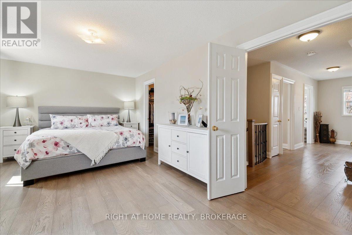 22 Bonnette Street, Halton Hills, Ontario  L7J 2Z8 - Photo 21 - W12087801