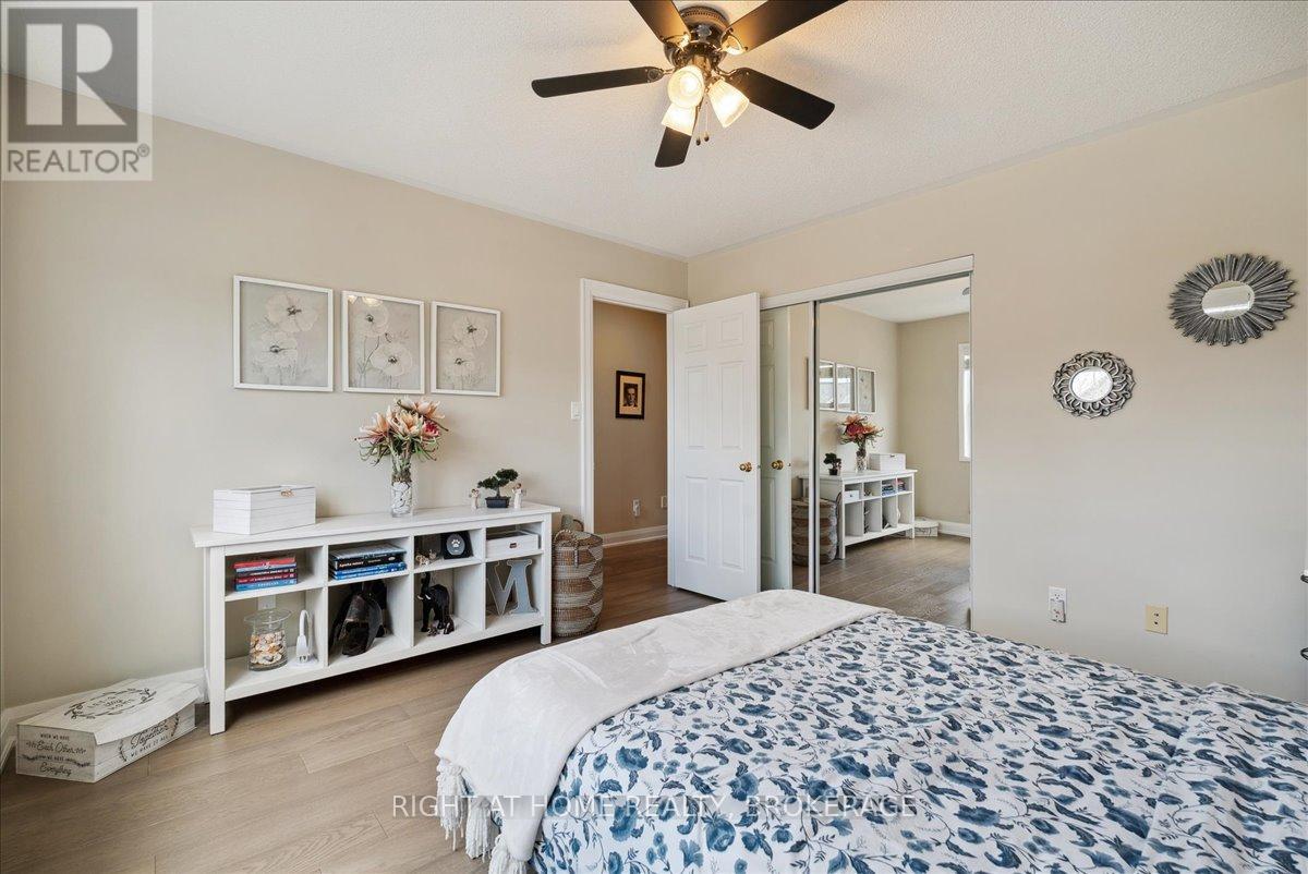 22 Bonnette Street, Halton Hills, Ontario  L7J 2Z8 - Photo 27 - W12087801