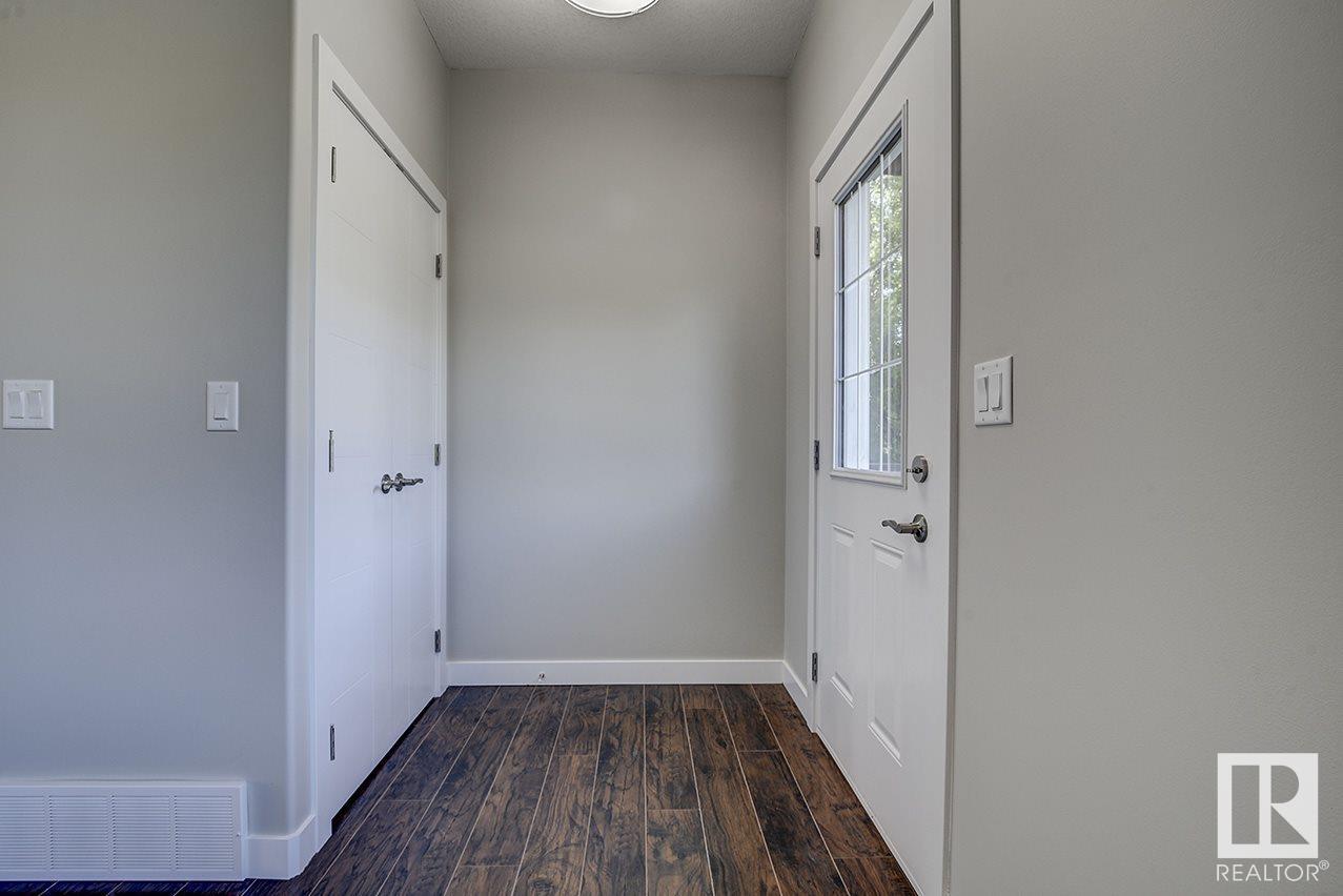 Property at 10357 149 ST NW image 4