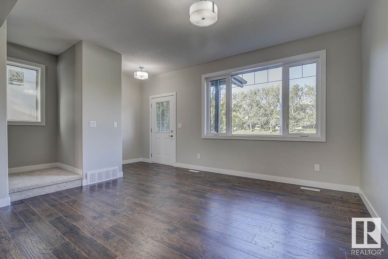 Property at 10357 149 ST NW image 5