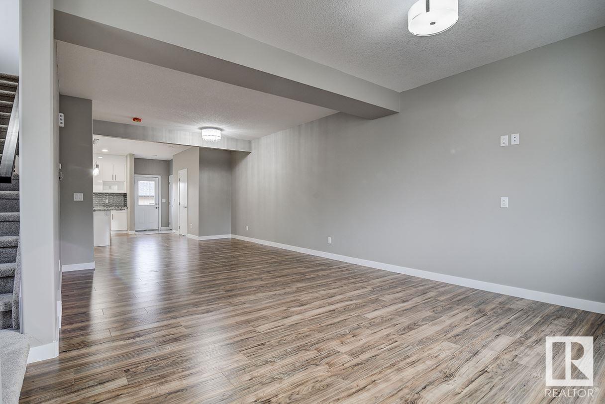 Property at 10359 149 ST NW image 3