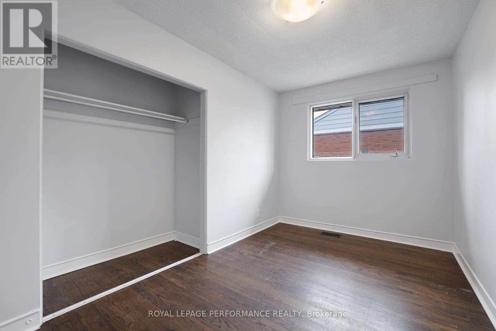 2247 Miramichi Street, Ottawa, Ontario  K2C 0Z1 - Photo 13 - X12087833