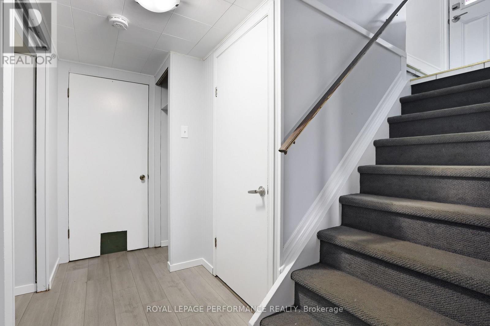 2247 Miramichi Street, Ottawa, Ontario  K2C 0Z1 - Photo 22 - X12087833