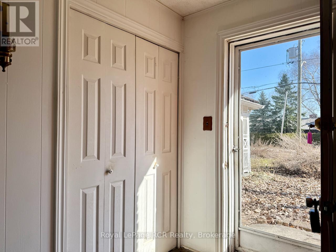 404 Grandview Drive, Meaford, Ontario  N4L 1J5 - Photo 12 - X12087827