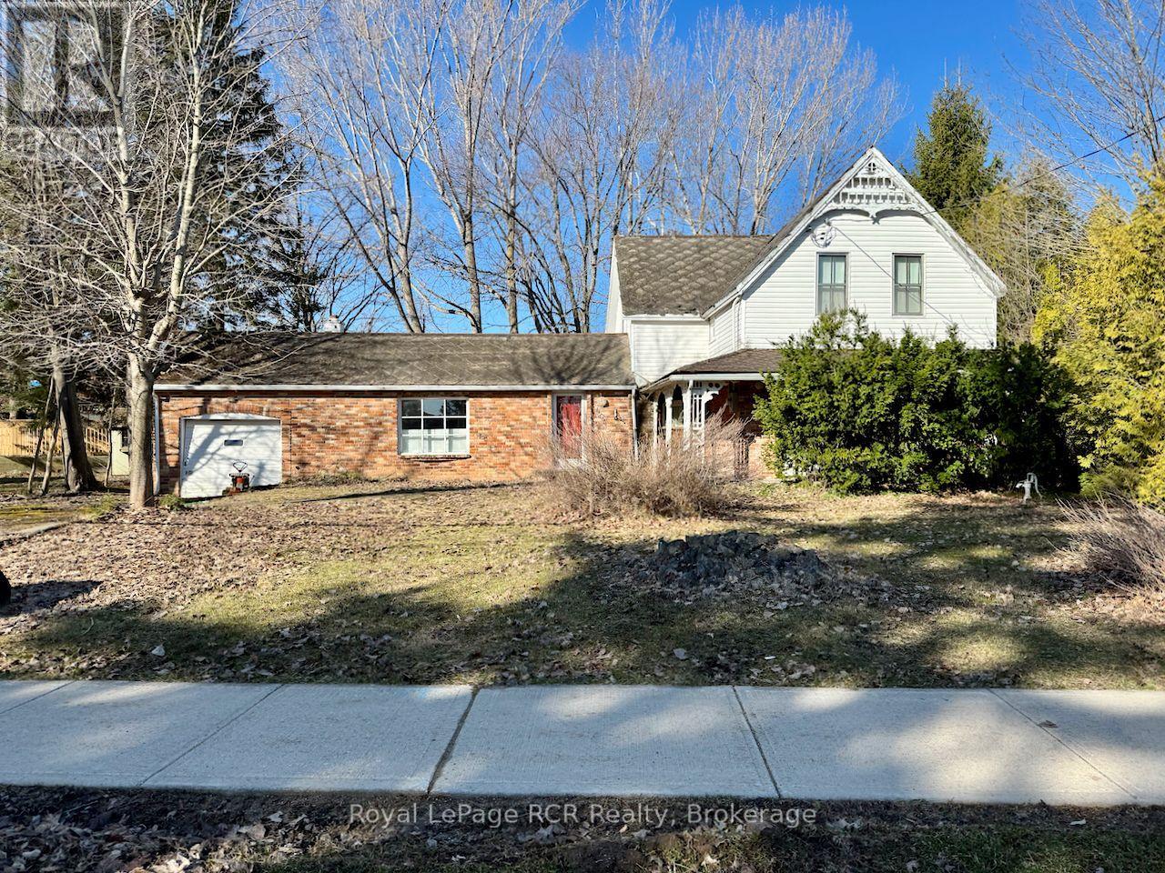 404 Grandview Drive, Meaford, Ontario  N4L 1J5 - Photo 3 - X12087827
