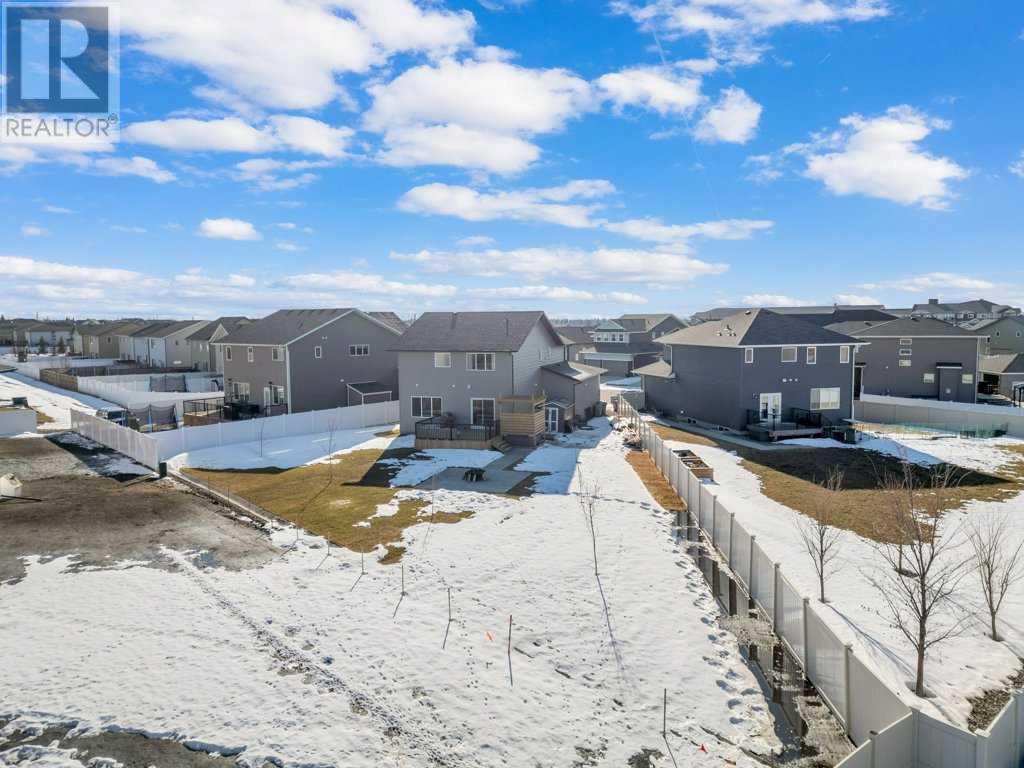39 Traynor Close, Red Deer, Alberta  T4P 0W7 - Photo 2 - A2198861