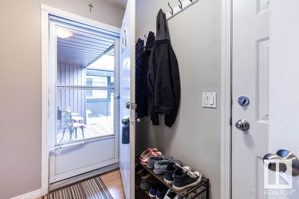 Property at 102 FOREST GV image 3