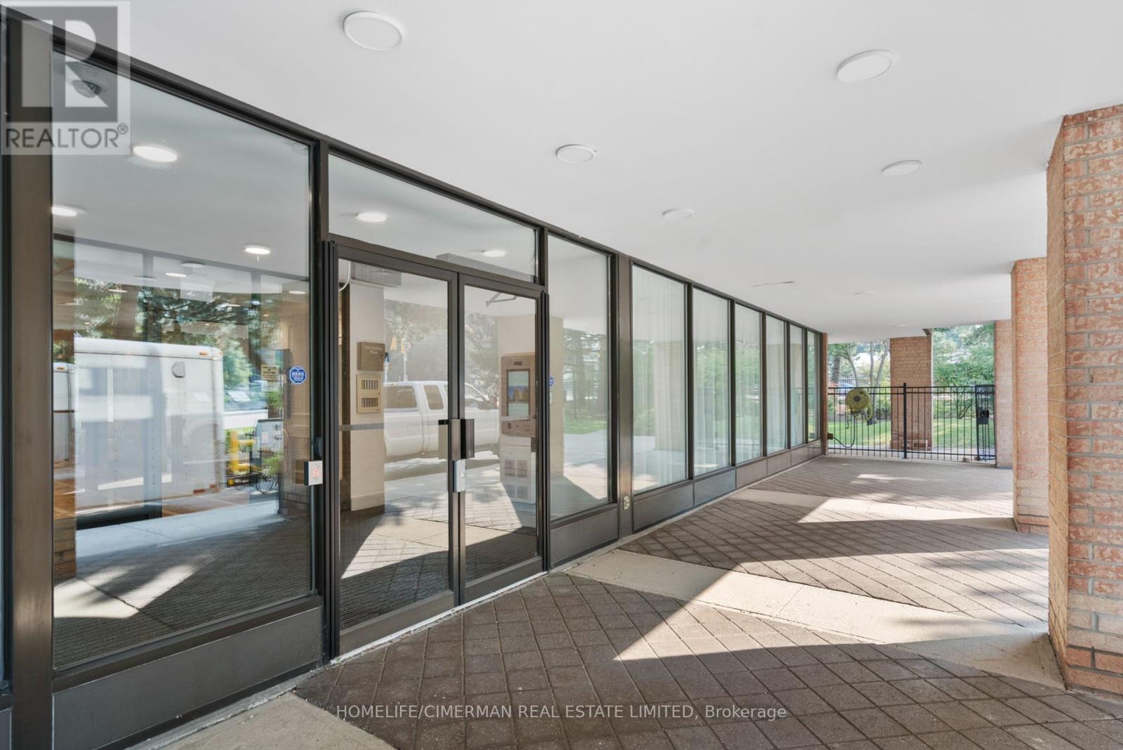 Property at 204 - 96 FIFESHIRE ROAD image 3