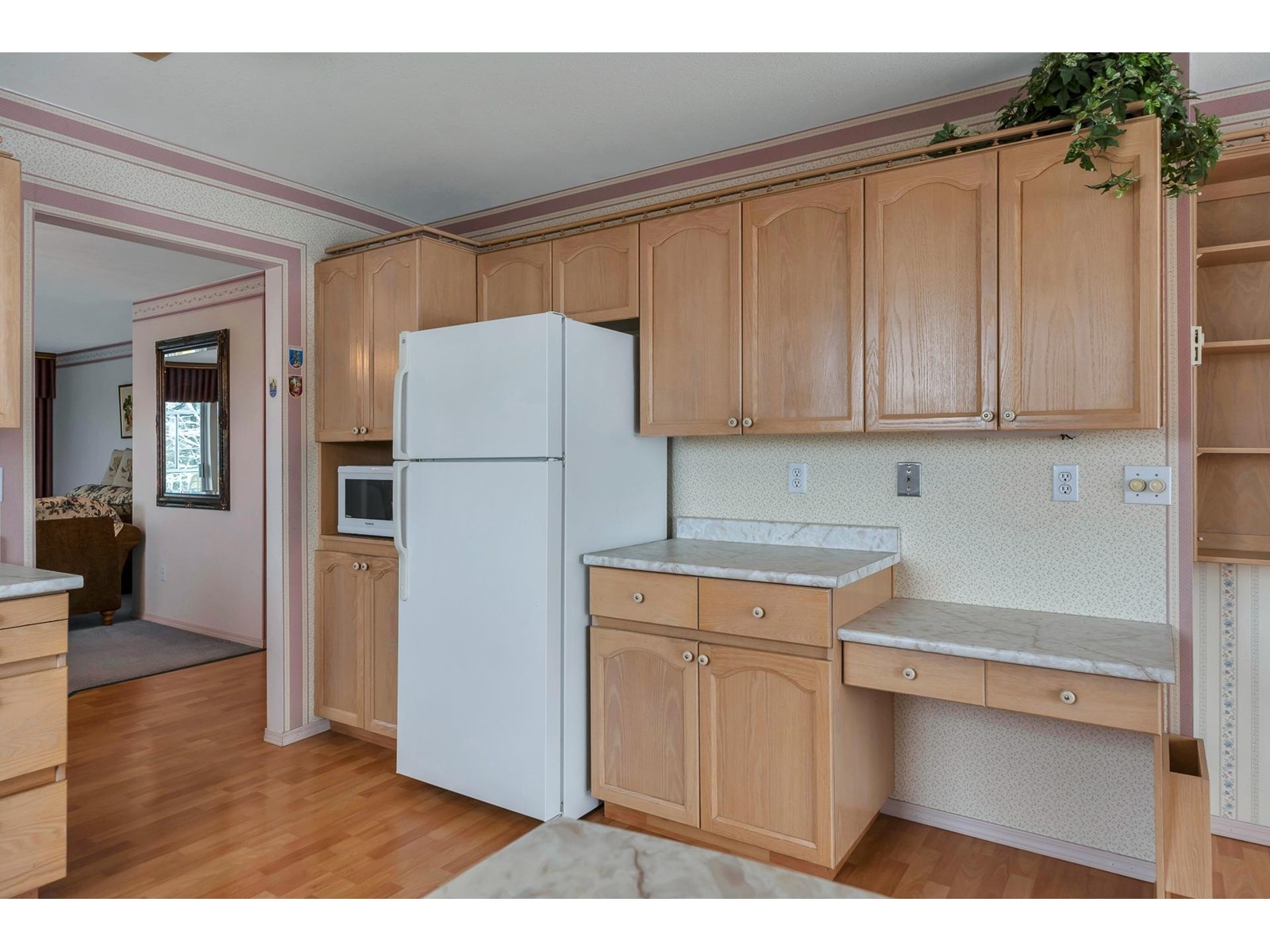 Property at 20 3110 TRAFALGAR STREET image 4