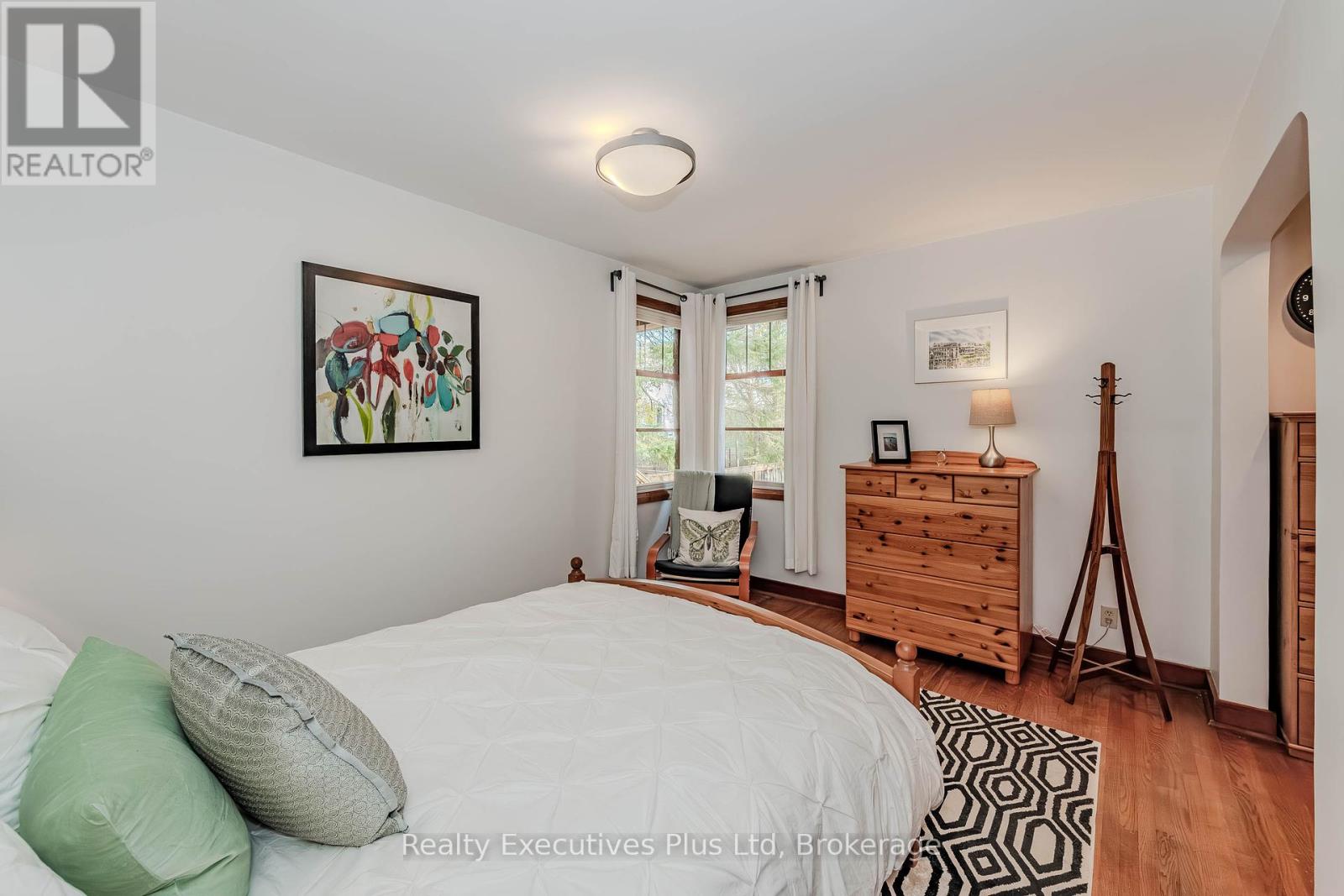 8 Echo Drive, Guelph, Ontario  N1G 1H2 - Photo 23 - X12087850