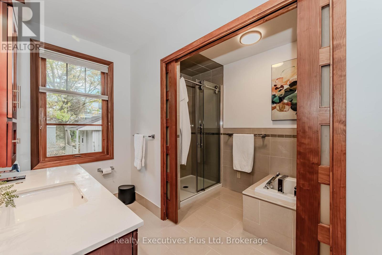 8 Echo Drive, Guelph, Ontario  N1G 1H2 - Photo 26 - X12087850