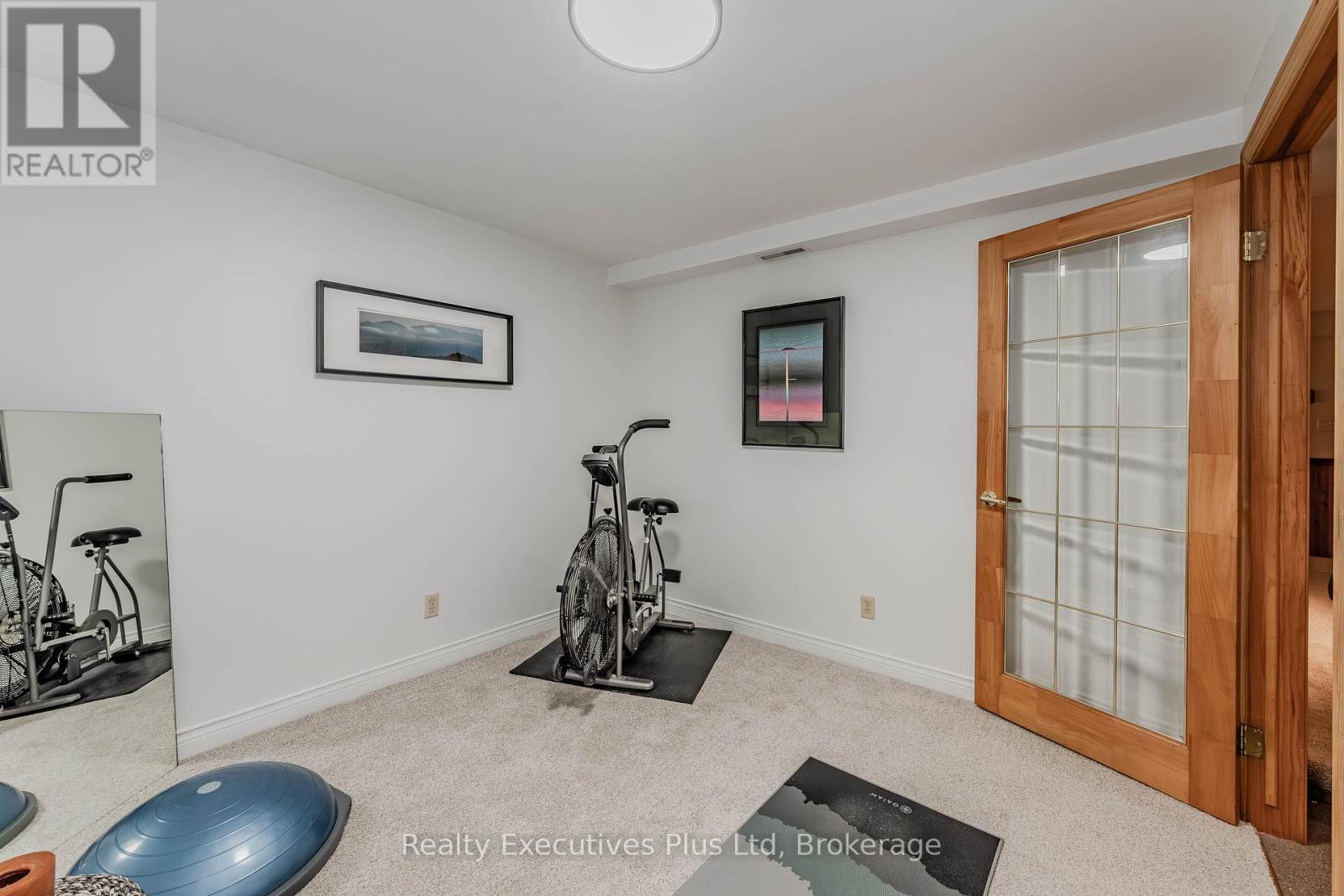 8 Echo Drive, Guelph, Ontario  N1G 1H2 - Photo 30 - X12087850