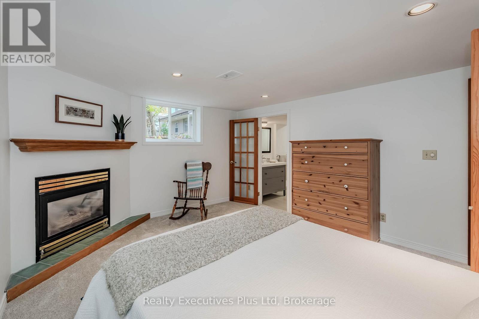 8 Echo Drive, Guelph, Ontario  N1G 1H2 - Photo 33 - X12087850