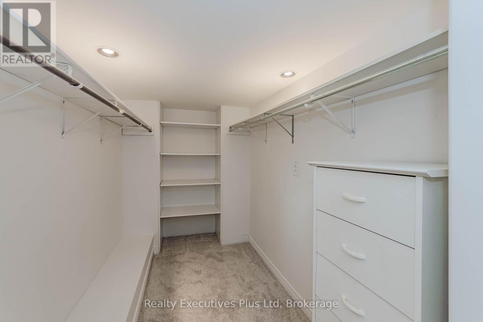 8 Echo Drive, Guelph, Ontario  N1G 1H2 - Photo 38 - X12087850
