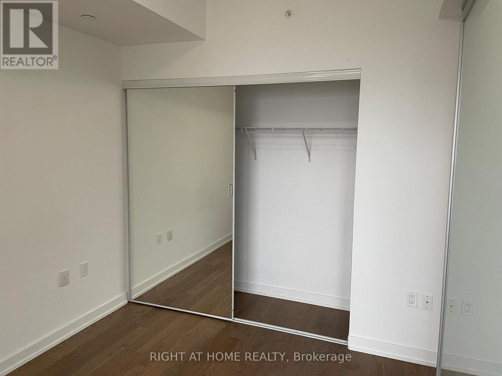 2607 - 1 The Esplanade, Toronto, Ontario  M5E 0A8 - Photo 10 - C12087844