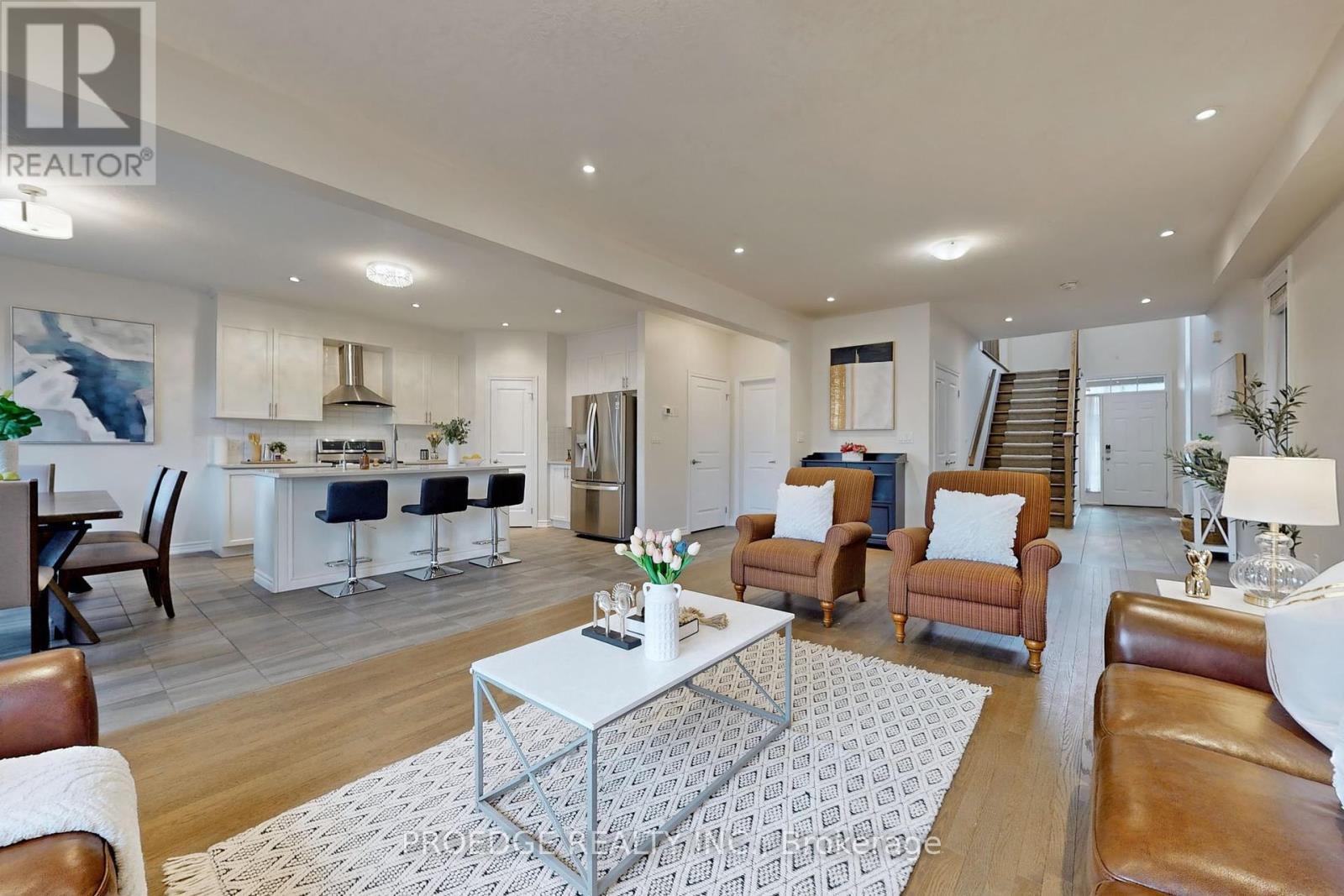 Property at 361 BEECHDROPS DRIVE image 5