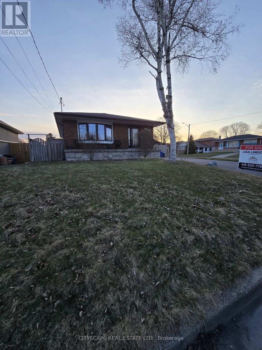 891 Curtis Crescent, Cobourg, Ontario  K9A 2W2 - Photo 2 - X12073620