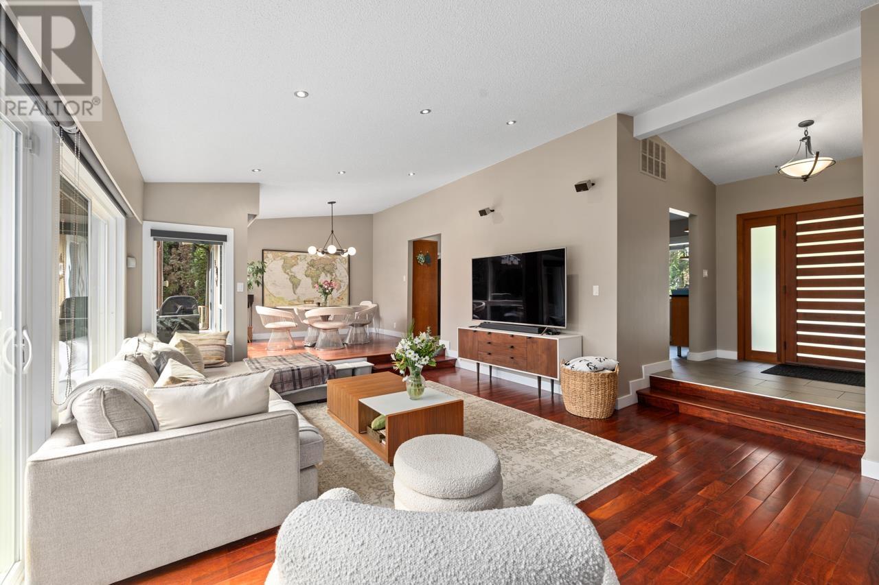 326 Moyne Drive, West Vancouver, British Columbia  V7S 1J5 - Photo 10 - R2991267