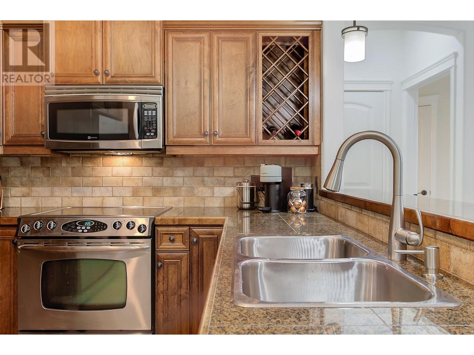 2770 Auburn Road Unit# 201, West Kelowna, British Columbia  V4T 4C2 - Photo 7 - 10336412