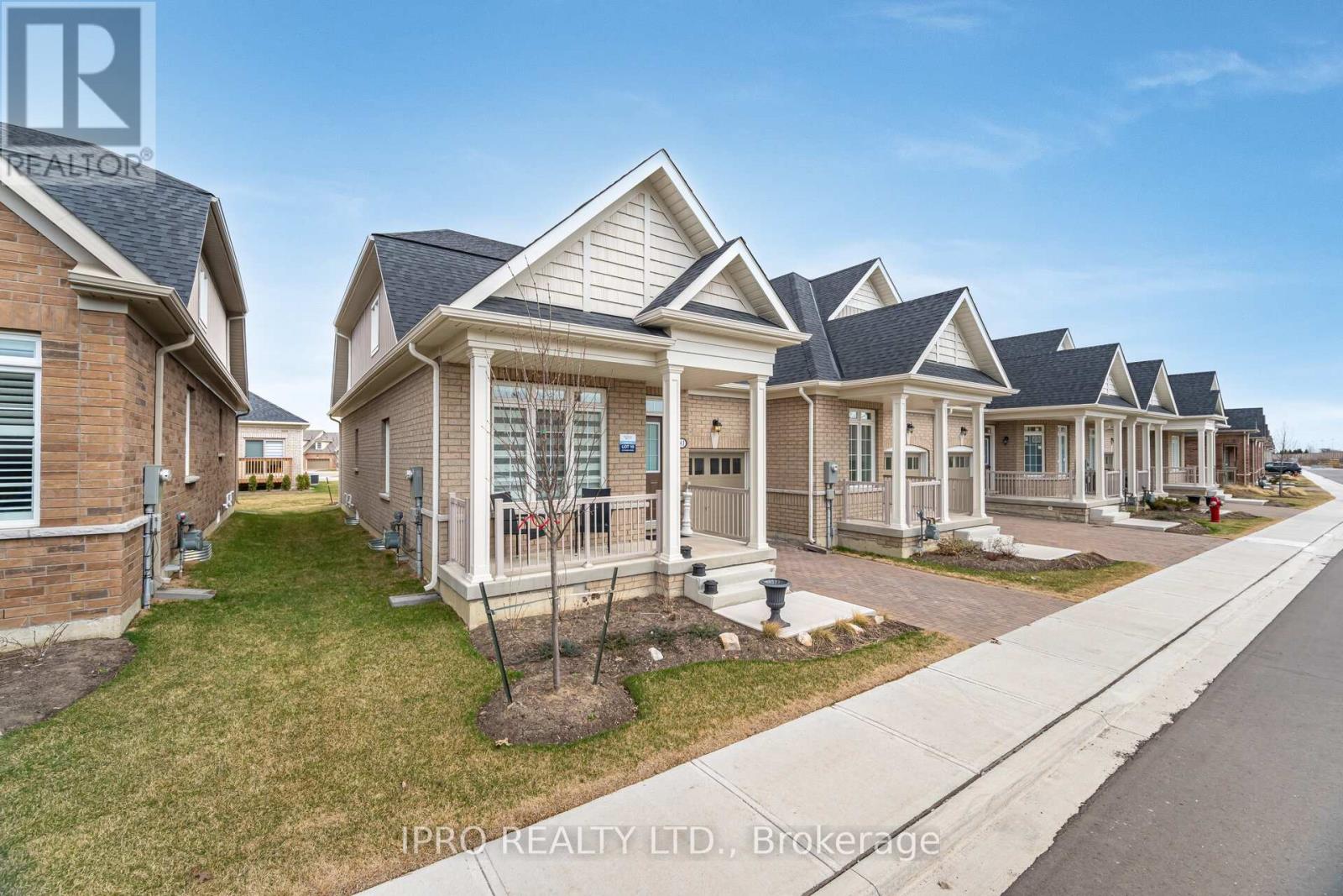 Property at 81 MUZZO DRIVE E image 2