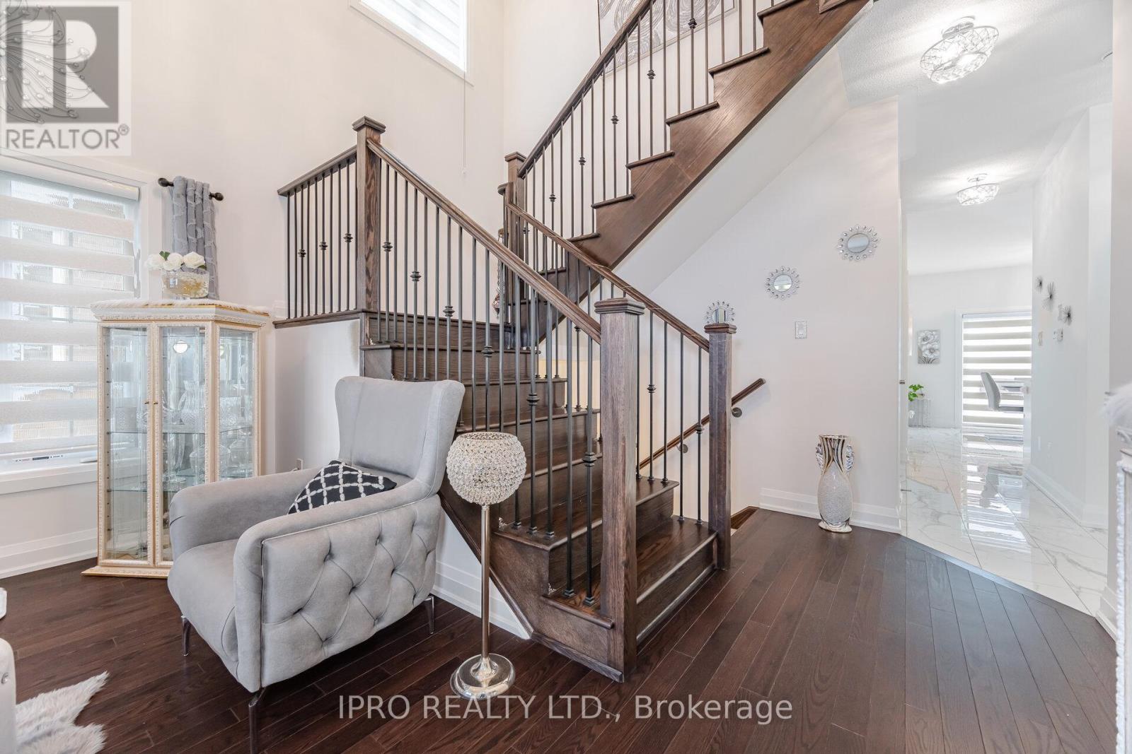 81 Muzzo Drive, Brampton, Ontario  L6R 3Y4 - Photo 26 - W12087879
